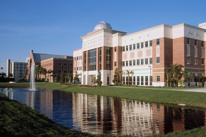 Crawford-Olin eng-Olin PhySpSci buildings.jpg